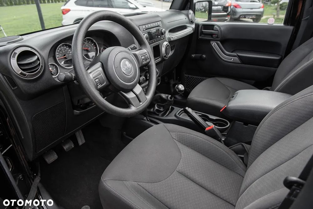 Jeep Wrangler - 21