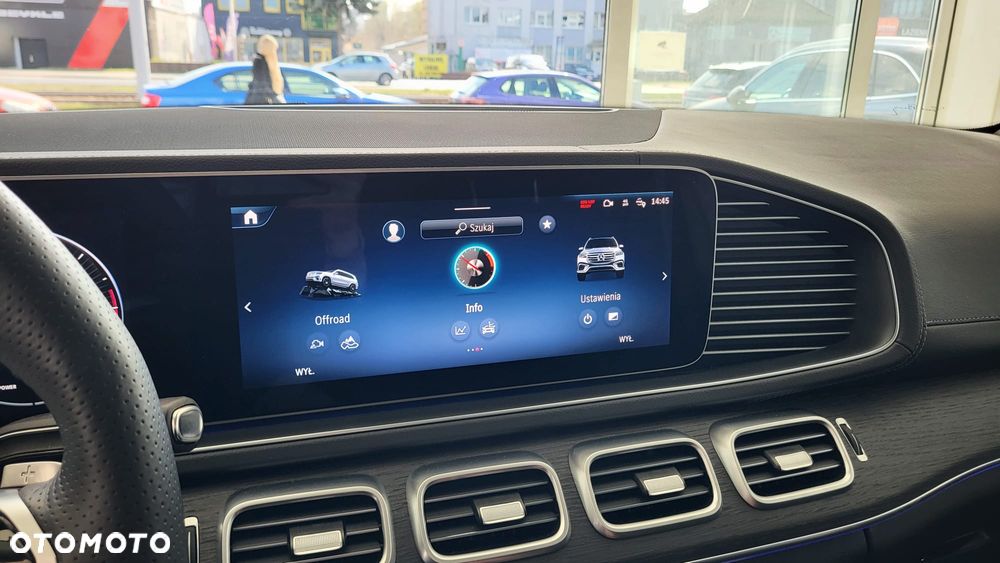 Mercedes-Benz GLS - 9