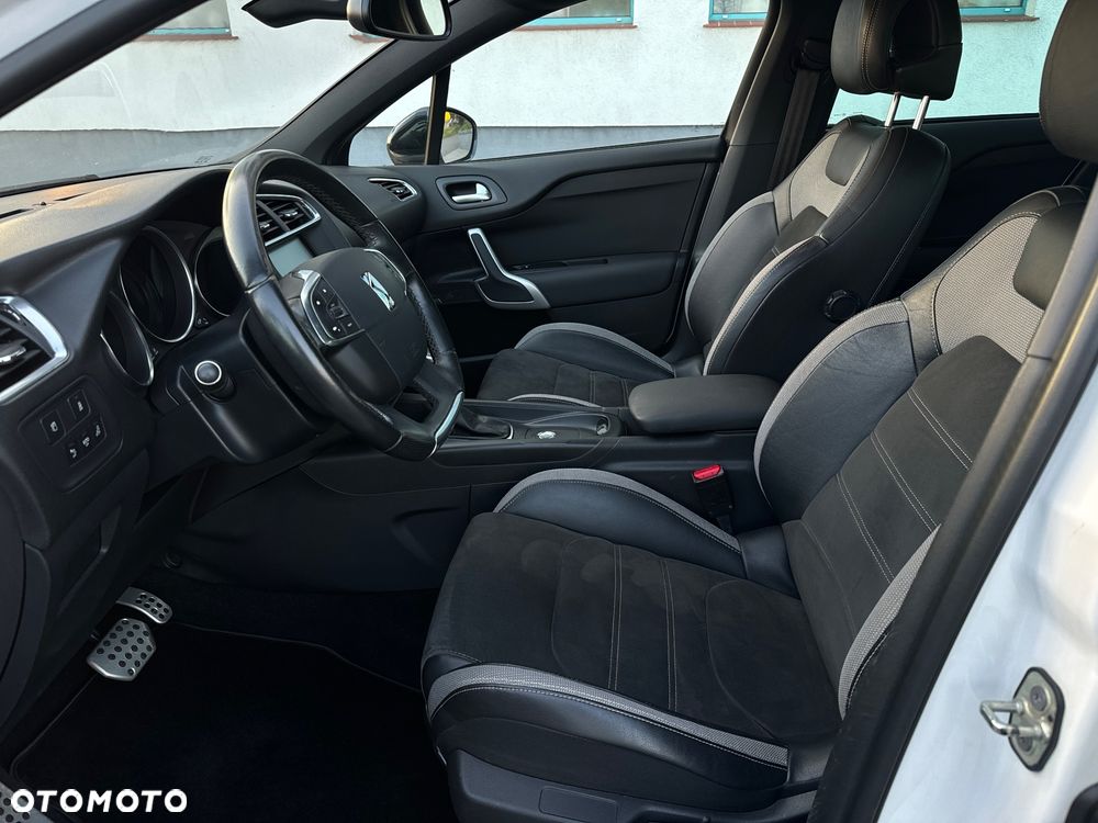 DS Automobiles DS 4 - 5