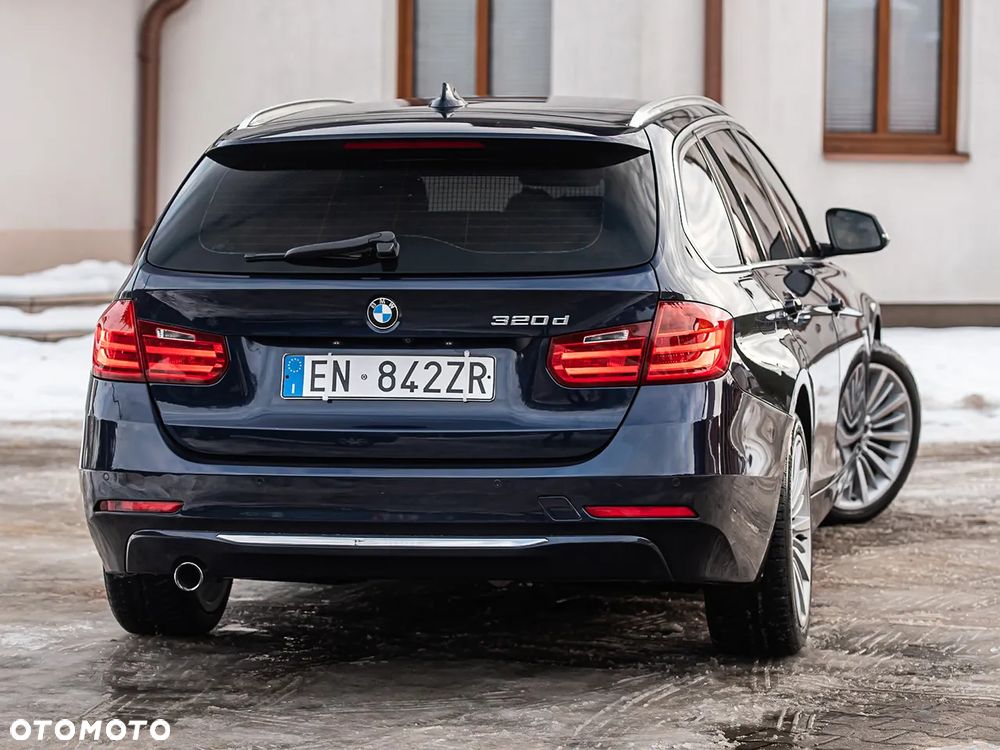 BMW Seria 3 320d Luxury Line - 20