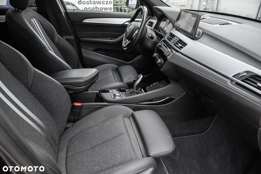 BMW X1 xDrive20d Sport Line sport - 34