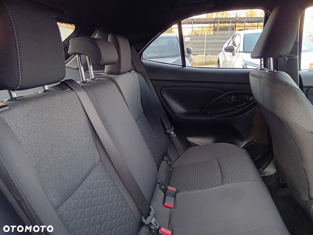 Toyota Yaris Cross Hybrid 1.5 Comfort - 28