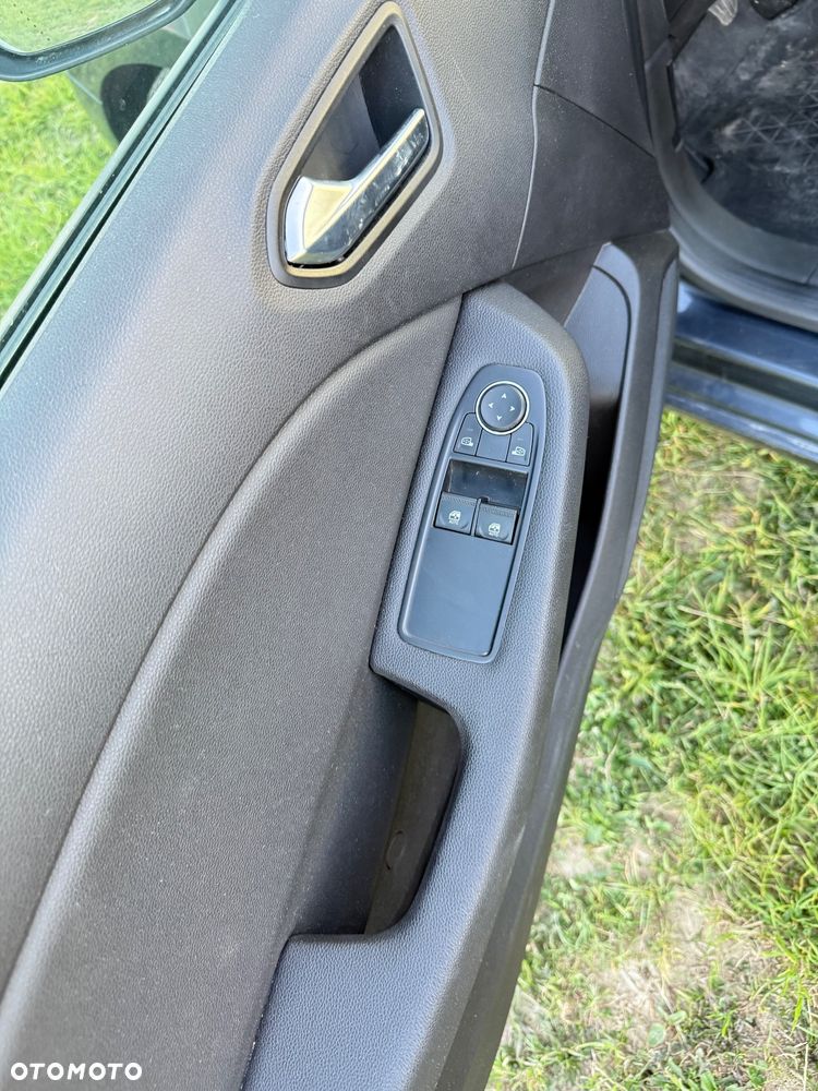 Renault Clio TCe 100 EDITION ONE - 8