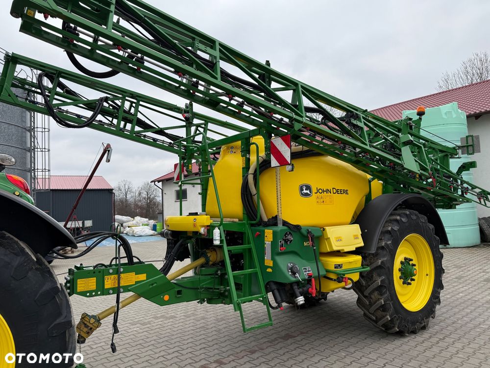 John Deere M740i - 3