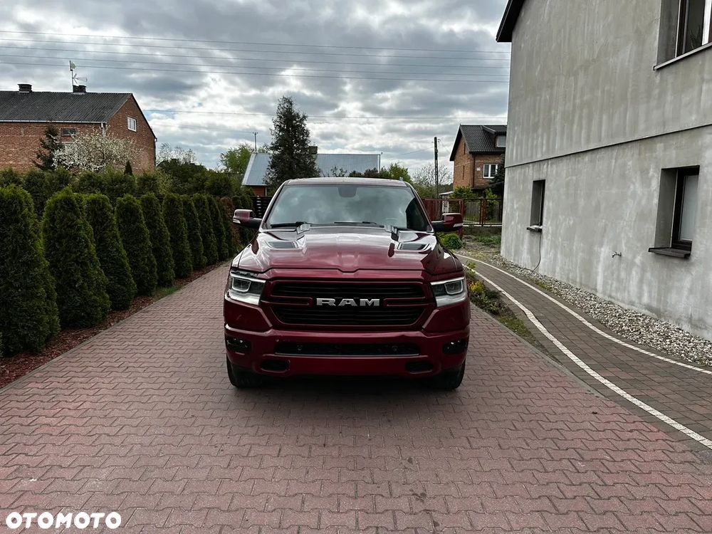 Dodge RAM - 1