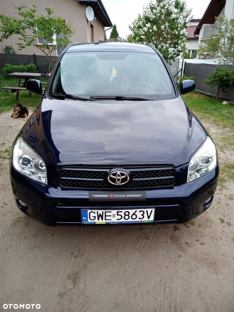 Toyota RAV4 2.0 VVT-i Luna - 1