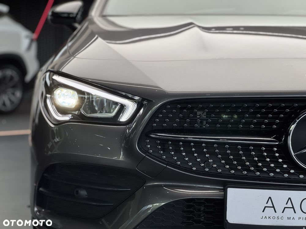 Mercedes-Benz CLA 200 AMG Line 7G-DCT - 40