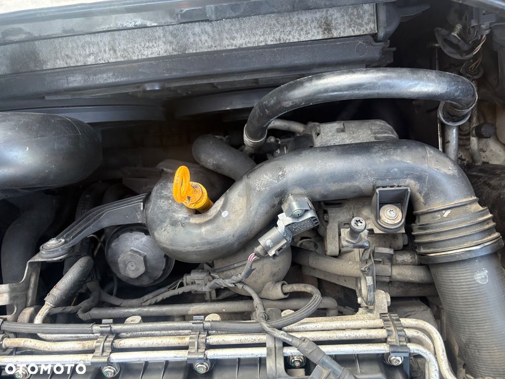 Volkswagen Passat 1.9 TDI Comfortline - 16