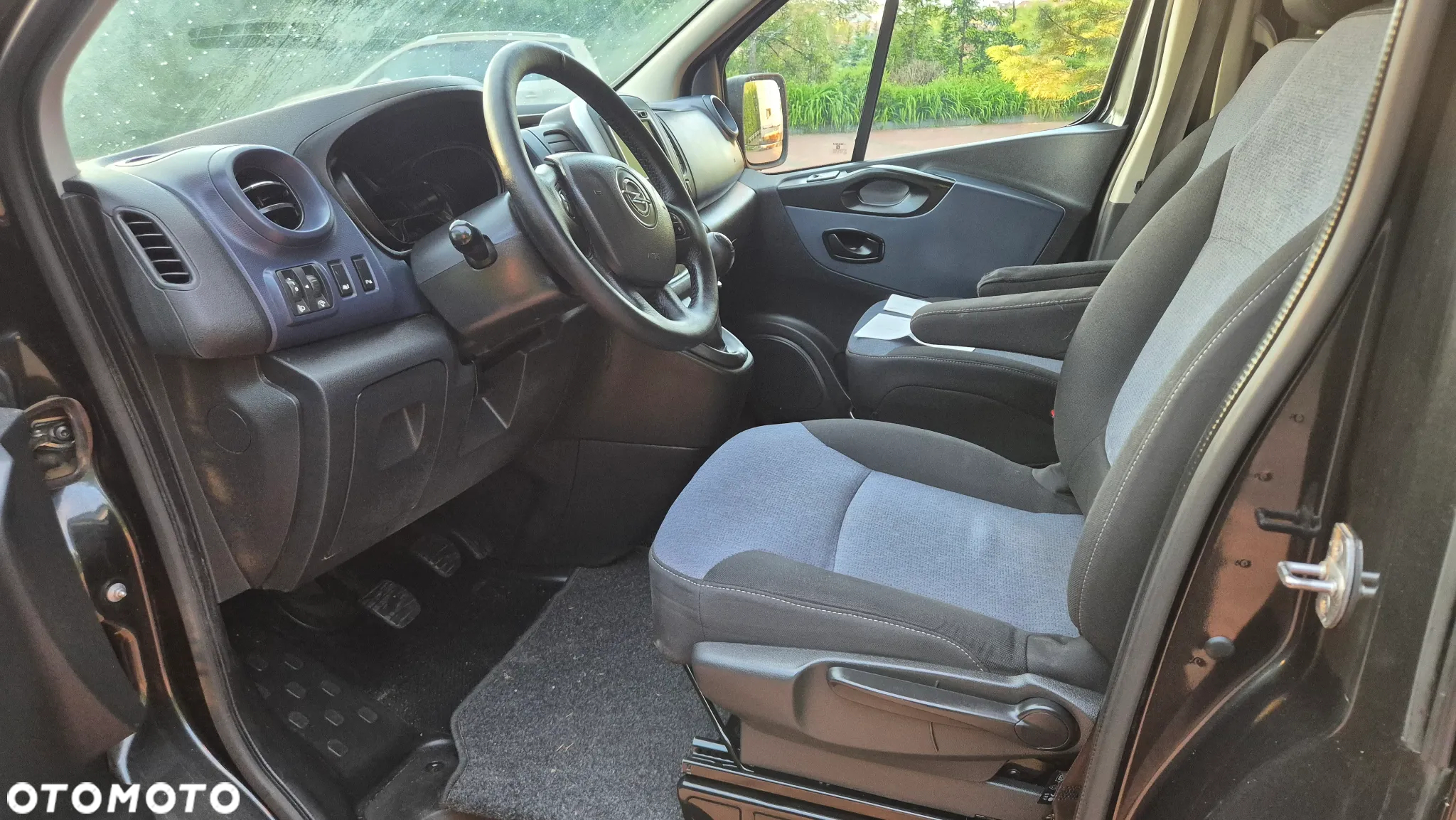 Opel Vivaro - 29