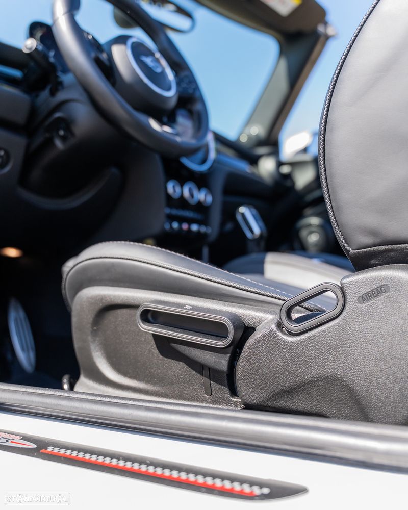 MINI Cabrio Cooper S Aut. JCW — fotografia 38