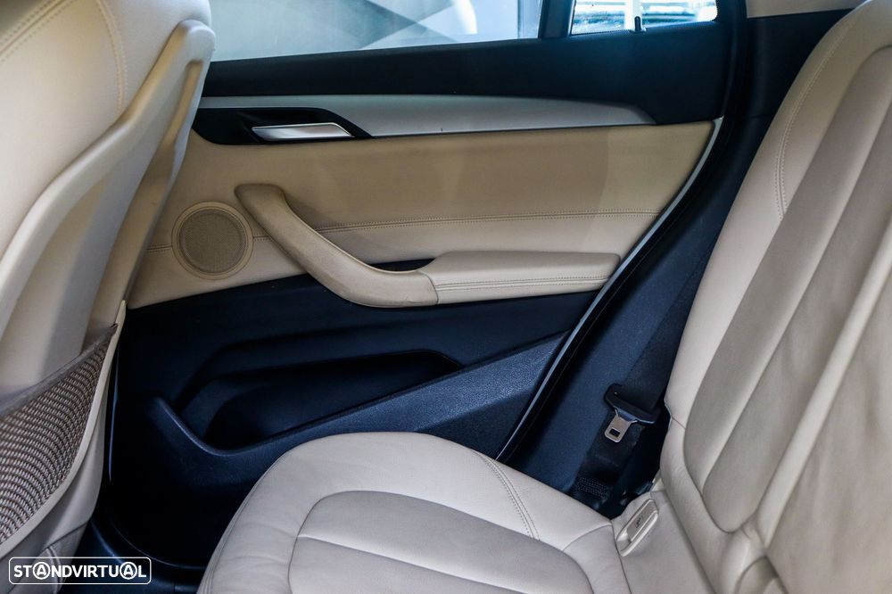 BMW X1 18 d sDrive Advantage Auto - 14