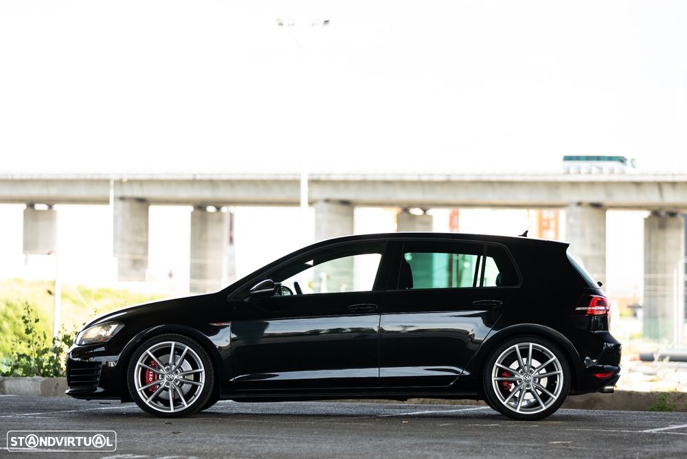 VW Golf GTI Performance BlueMotion DSG - 4