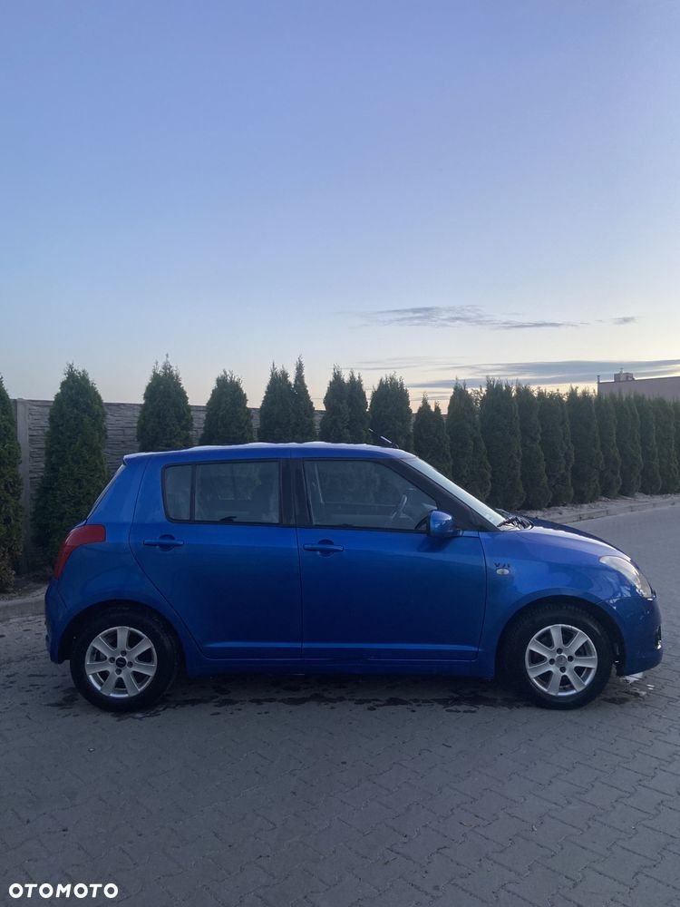 Suzuki Swift - 13
