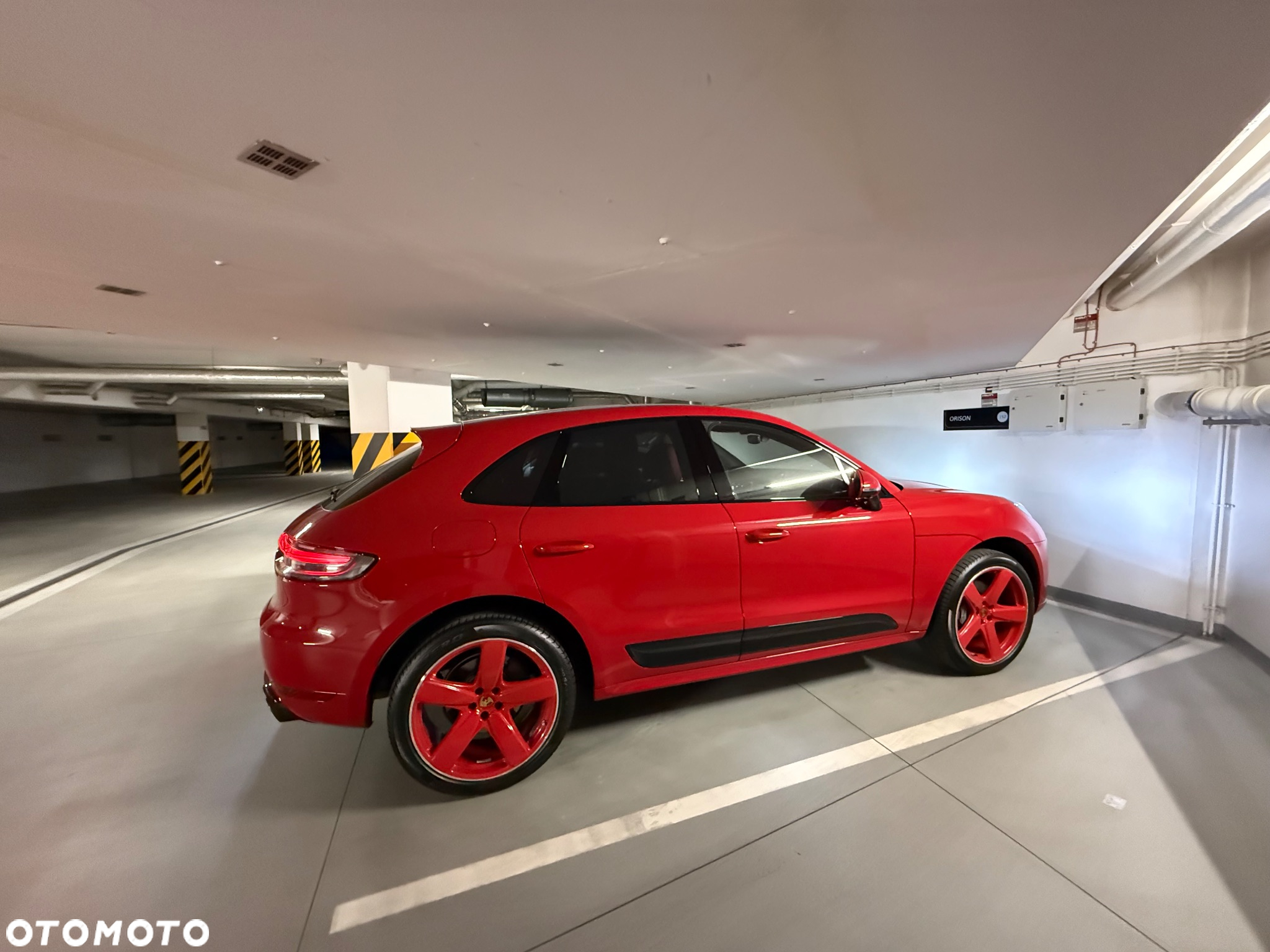 Porsche Macan S - 30