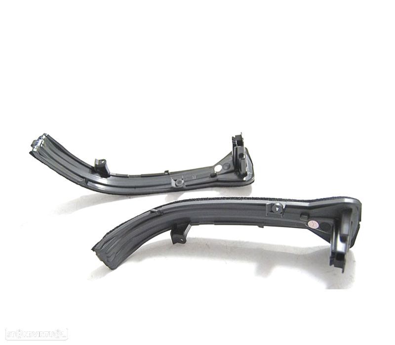 PISCAS LATERAIS LED BMW G30 G31 G11 G12 G14 G15 G16 G20 DINAMICOS - 2