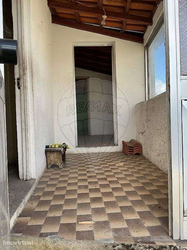 Moradia T0 para venda