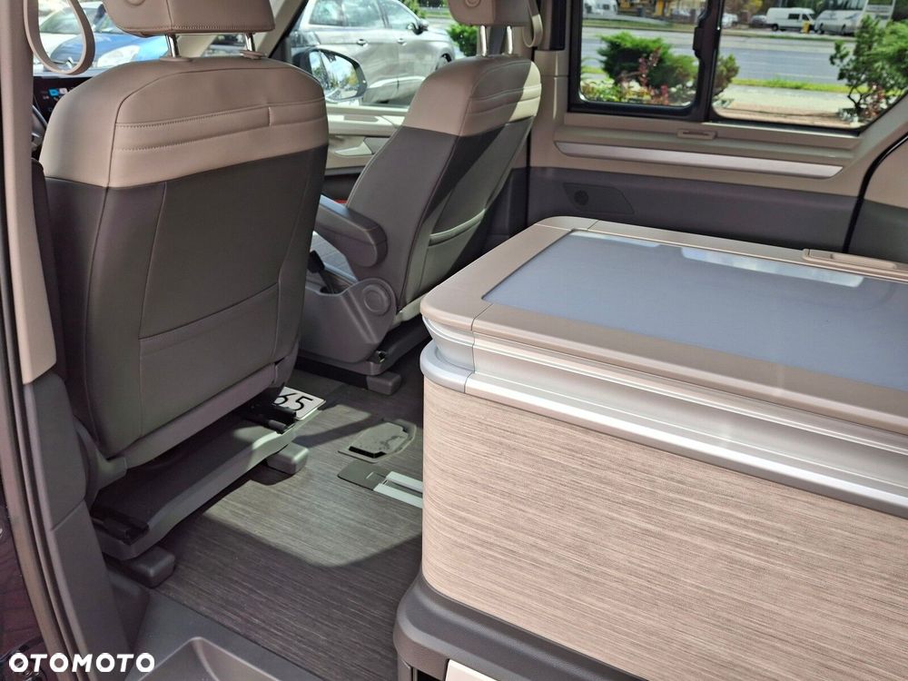 Volkswagen California - 33