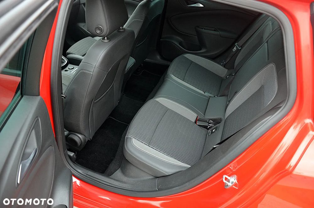 Opel Astra 1.2 Turbo Start/Stop Elegance - 30