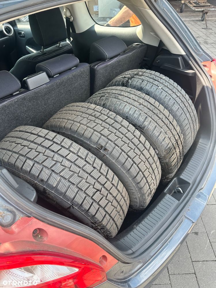 Mazda 2 - 7