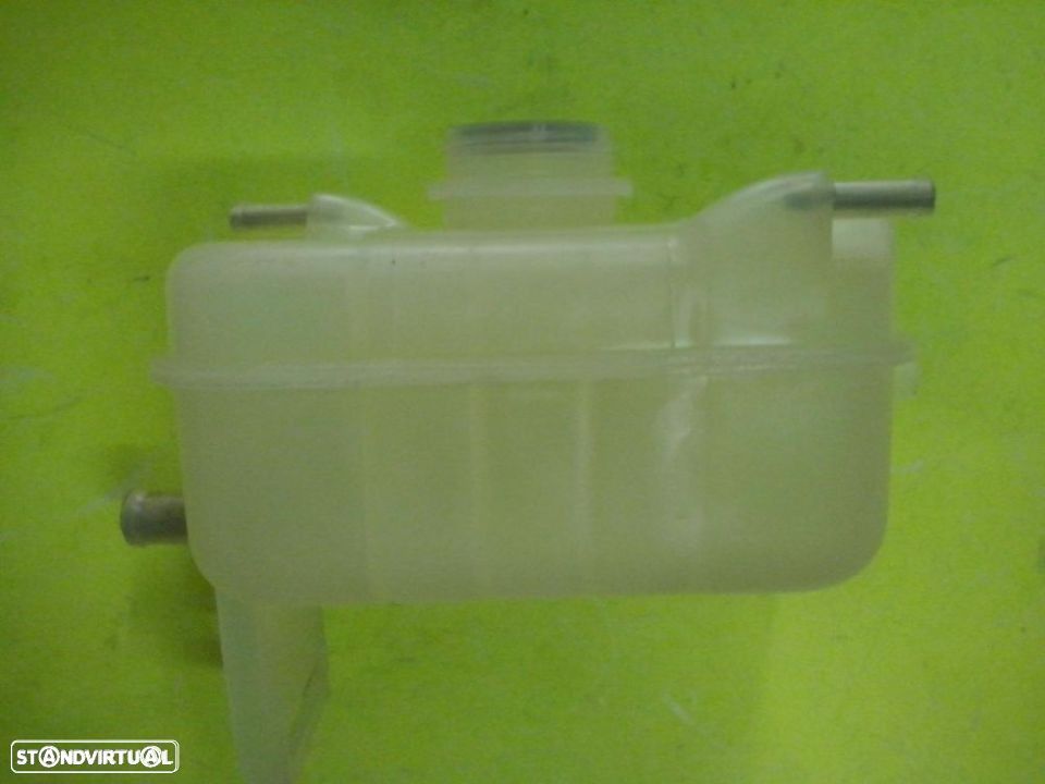 Depósito água Daewoo Nubira de 97 a 99  ( NOVO ) - 3