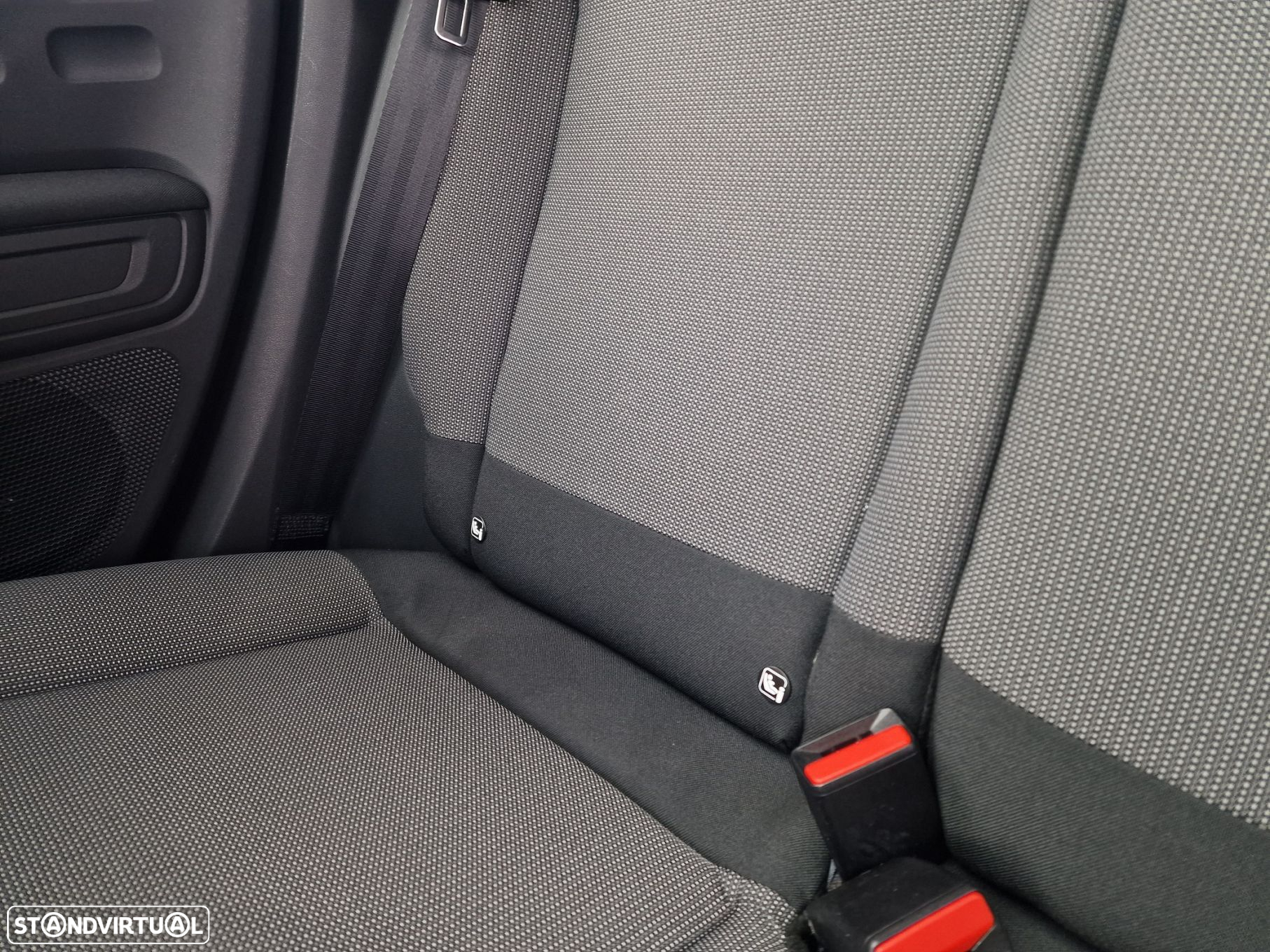Citroën C3 1.2 PureTech Shine EAT6 - 13