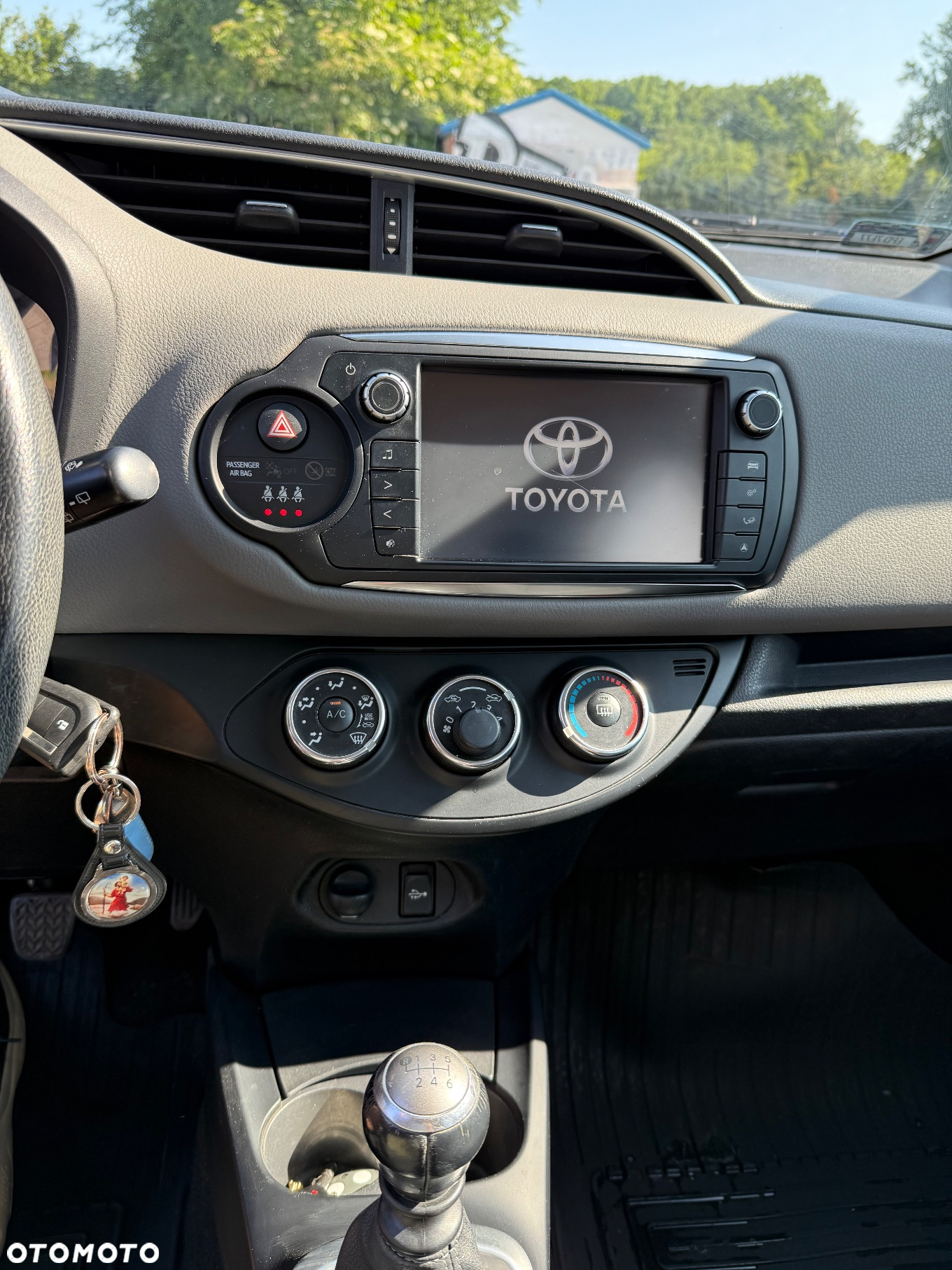 Toyota Yaris 1.33 Premium - 7
