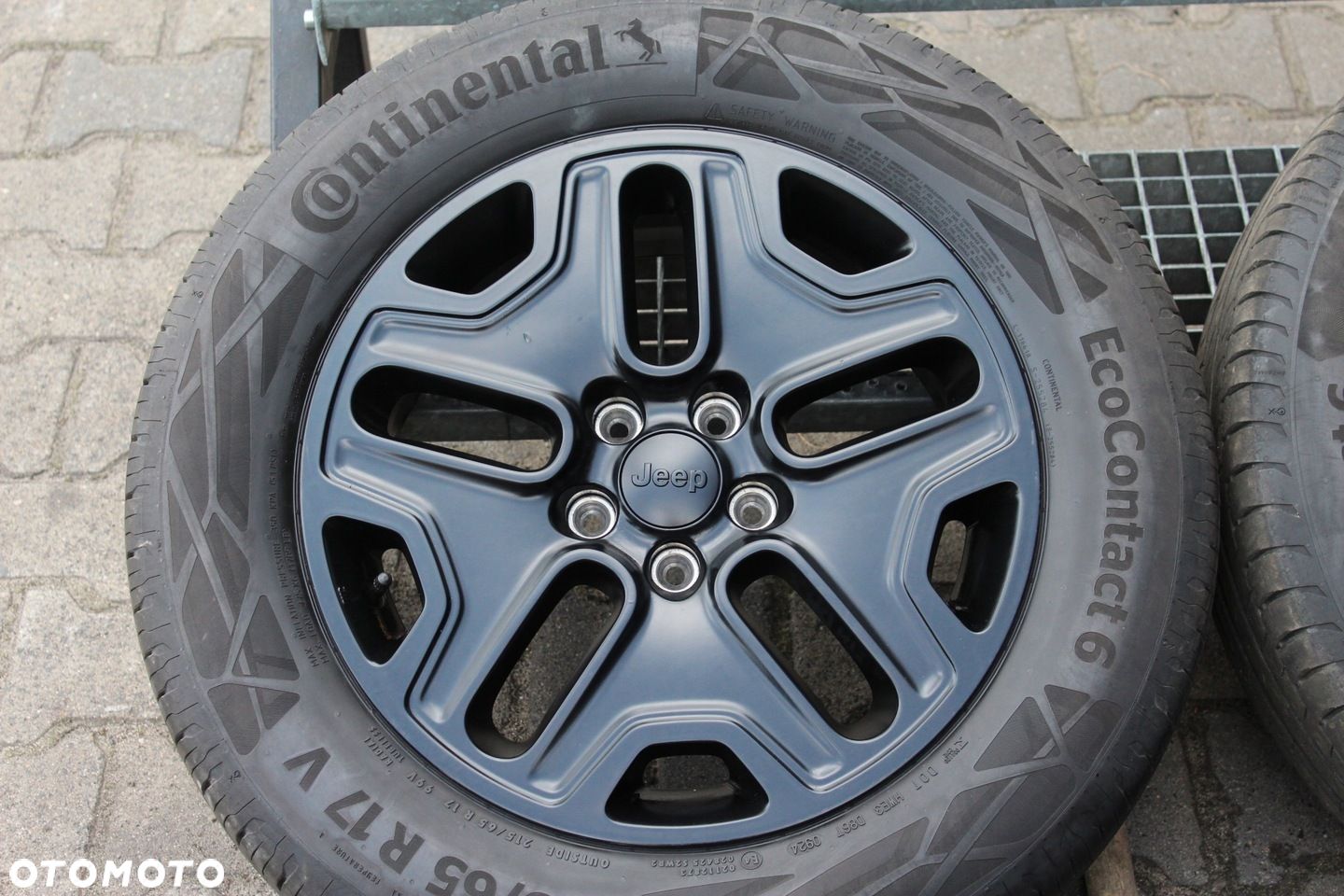 JEEP COMPASS RENEGADE 17cali 5x110 ET40 6,5J TPMS - 1