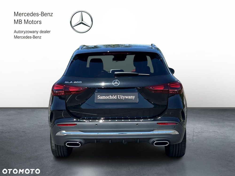 Mercedes-Benz GLA - 5
