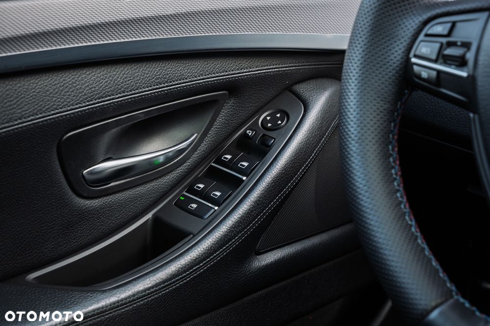 BMW Seria 5 - 31
