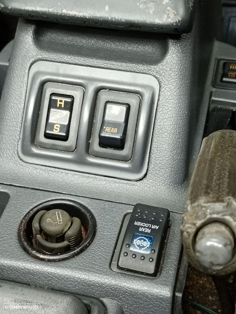 Mitsubishi Pajero 2.5 TDi GLS - 19