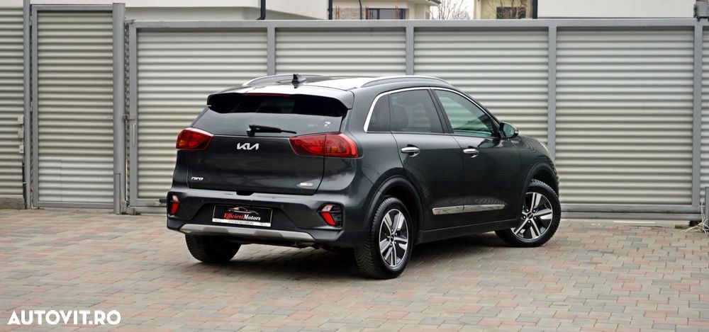 Kia Niro 1.6 GDI PHEV 2WD OPF Aut. Edition 7 - 15