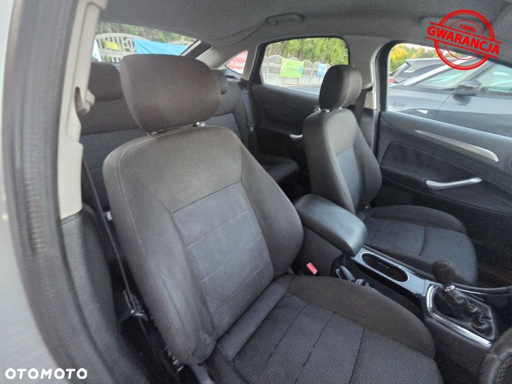 Ford Mondeo - 23