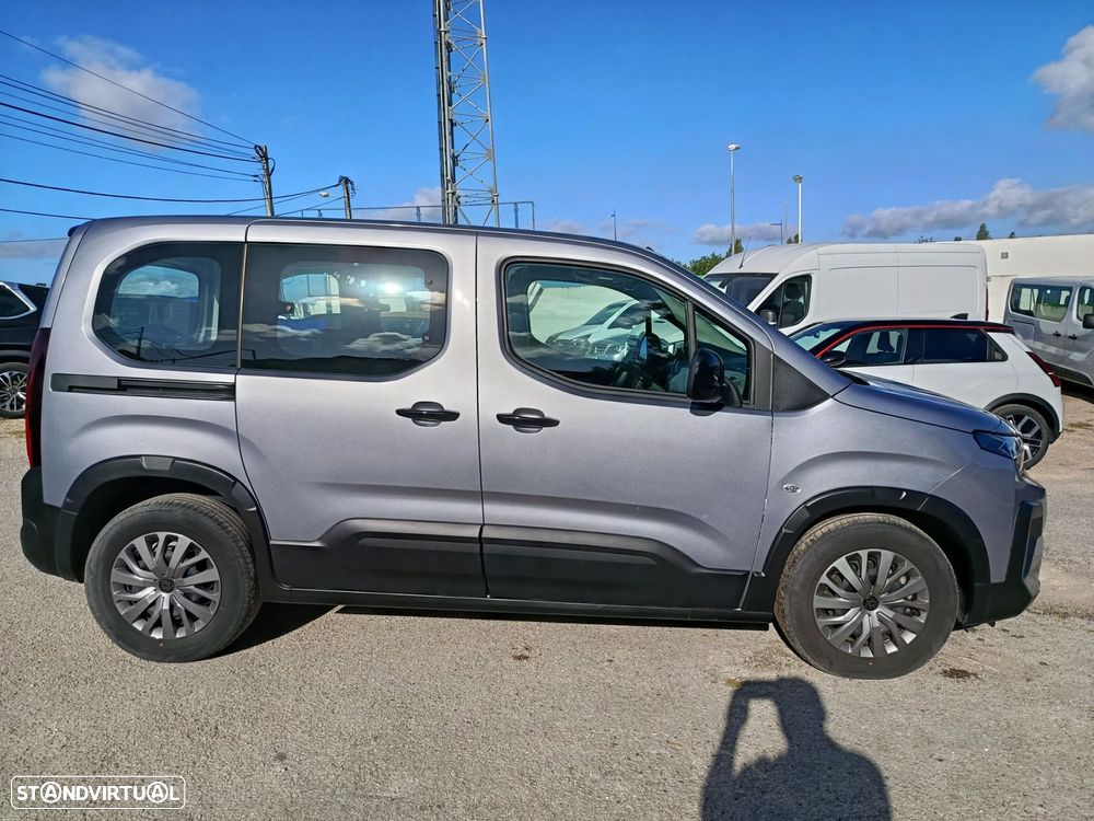 Peugeot e-Rifter 50 kWh Standard Allure - 21