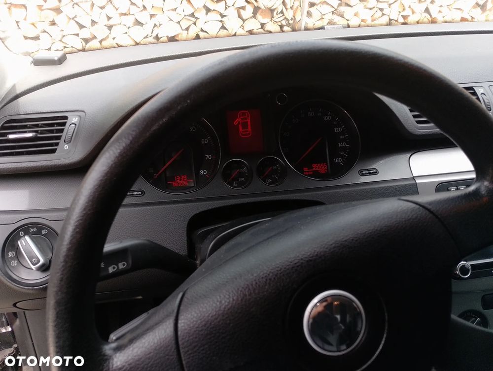 Volkswagen Passat 2.0 TSI Automatik Individual - 23