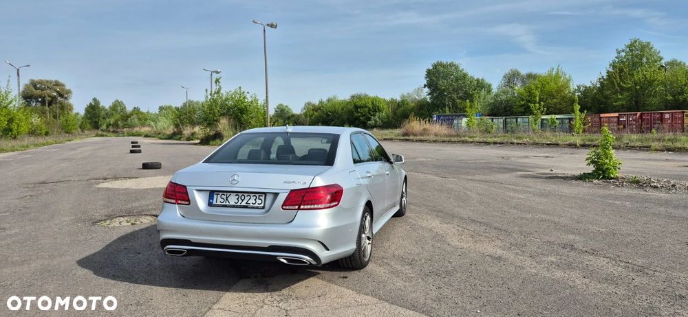 Mercedes-Benz E-Class 2013 photo 5