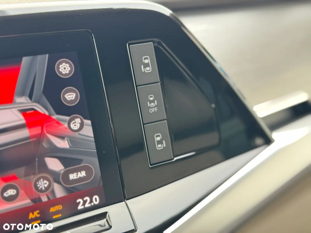 Volkswagen Multivan 2.0 TDI L2 Style DSG - 27