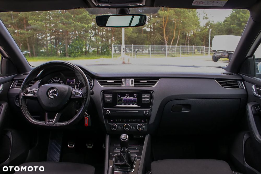 Skoda Octavia 2.0 TDI (Green tec) RS - 18