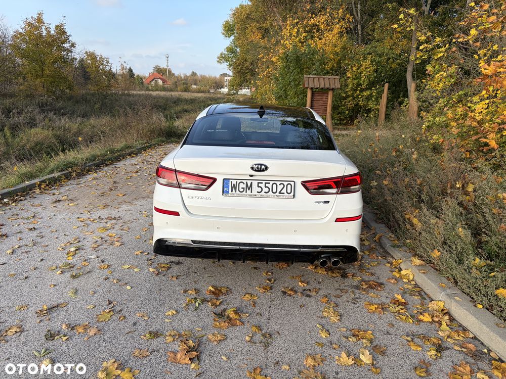 Kia Optima - 4