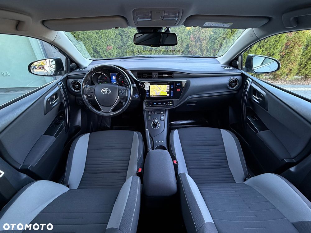 Toyota Auris 1.8 HSD Luna - 21