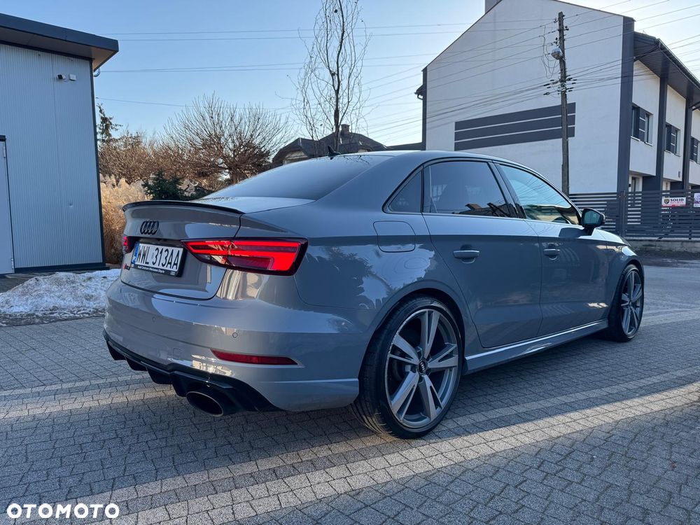 Audi RS3 Limousine 2.5 TFSI Quattro S tronic - 4