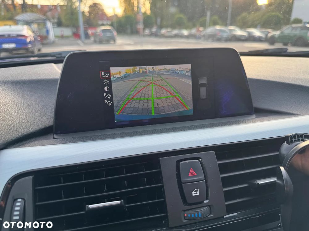 BMW Seria 3 320d - 14