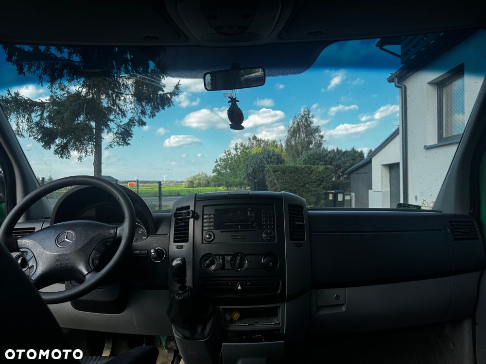 Mercedes-Benz Sprinter 906.235 - 6