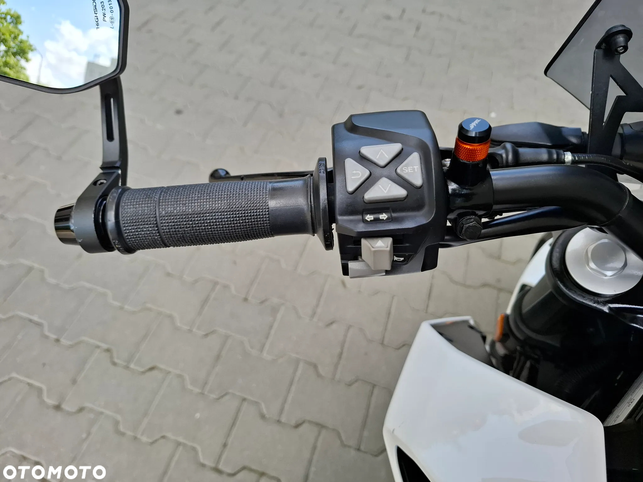 KTM Duke - 17