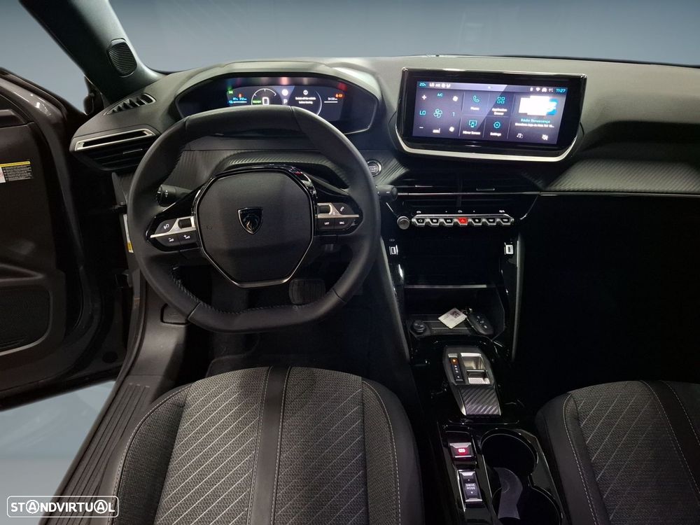 Peugeot e-2008 54 kWh Allure - 13