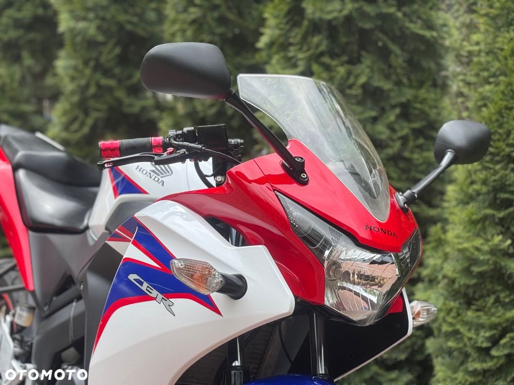 Honda CBR - 11