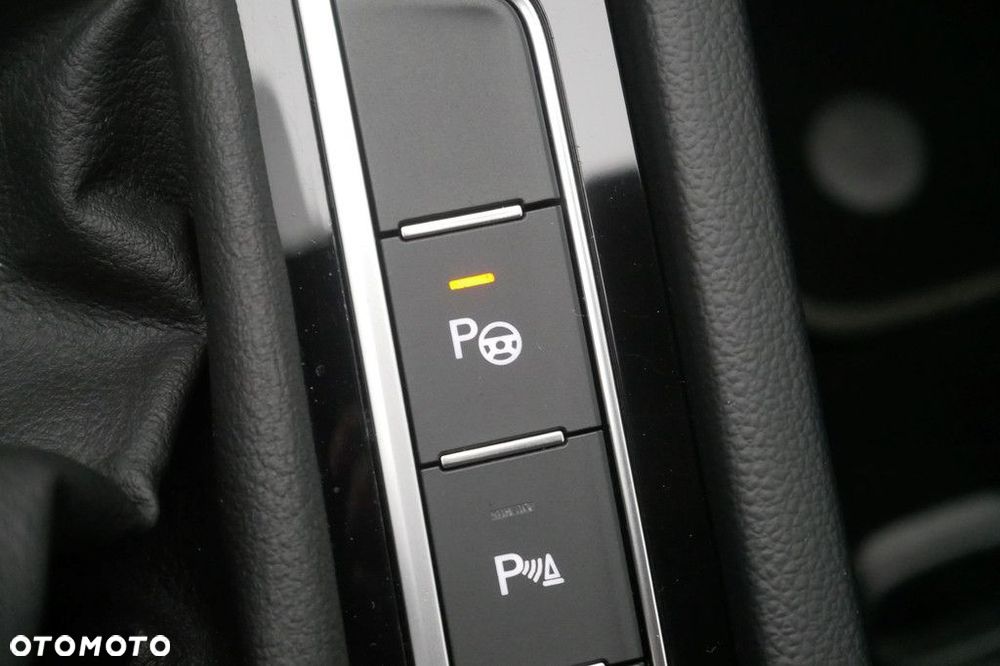 Volkswagen Arteon 2.0 TSI R-Line DSG - 22