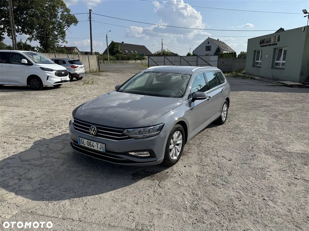 Volkswagen Passat - 3