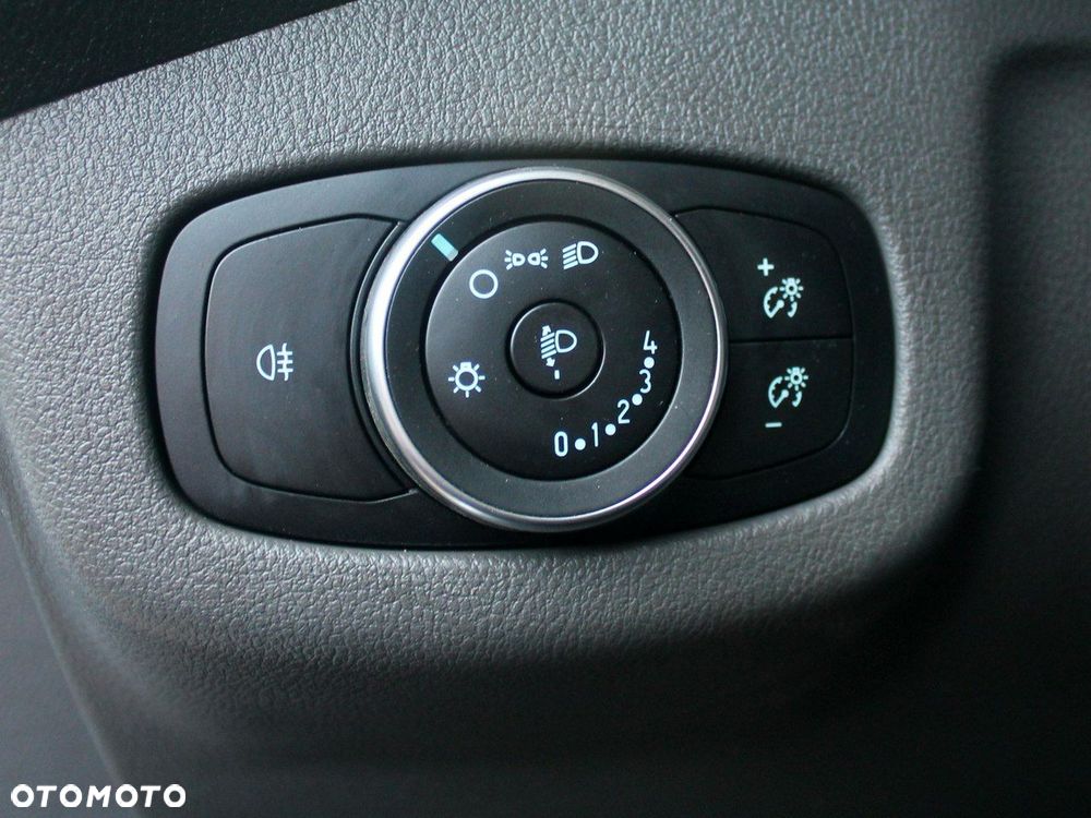 Ford Transit Connect - 21