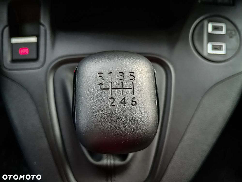 Citroën Berlingo XL 130KM - 30