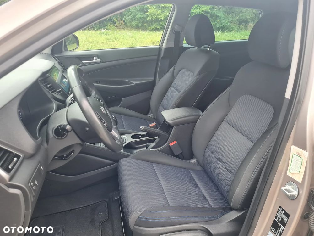 Hyundai Tucson 1.6 GDI BlueDrive Comfort 2WD - 18